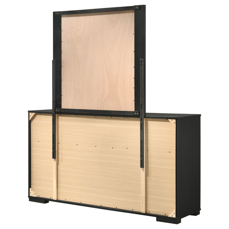 Blacktoft Dresser With Mirror