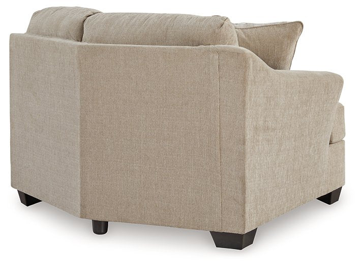 Brogan Bay 3-Piece Sectional with Cuddler