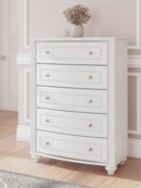 Kozlani - Five Drawer Chest - White