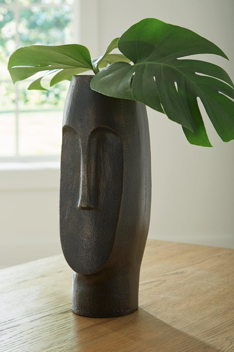 Elanman Vase