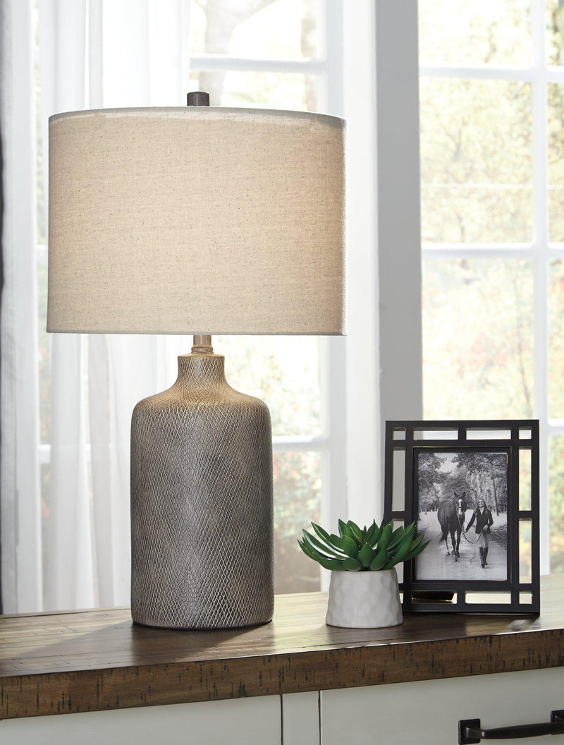 Linus Table Lamp