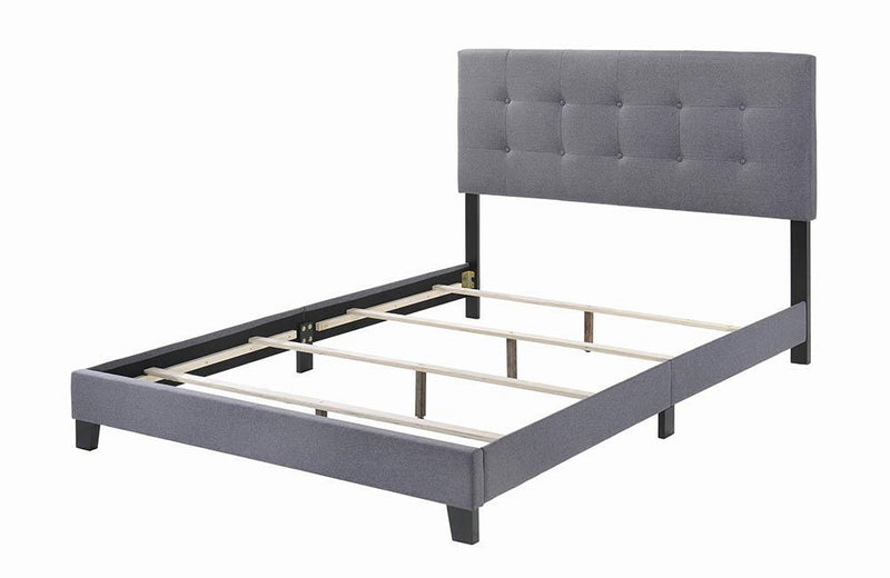 G305747 Queen Bed - Austin's Furniture Depot (Austin,TX)