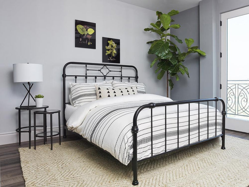 G305946 Eastern King Bed - Austin's Furniture Depot (Austin,TX)