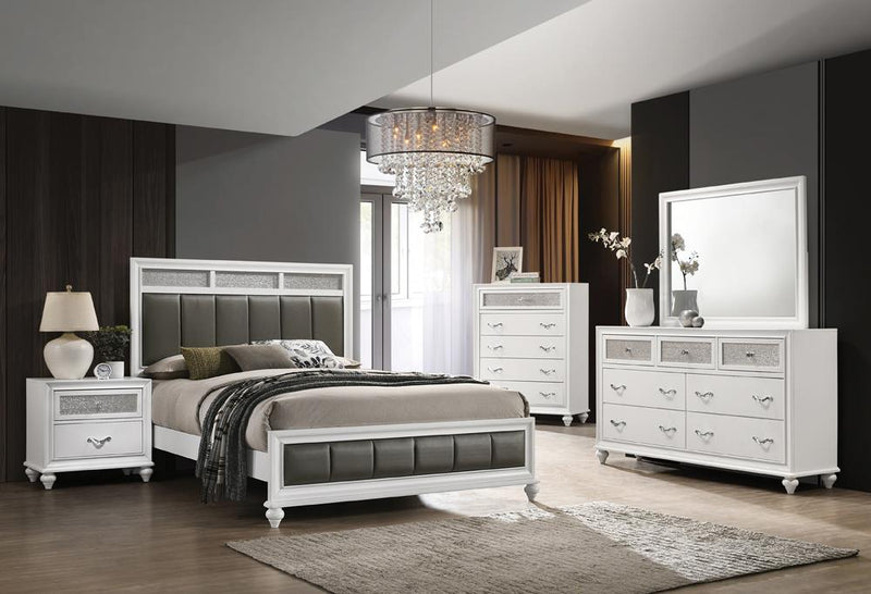 205891KE S4 4 Piece Bedroom Set image